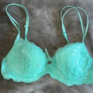 Victoria Secret Laced Bra